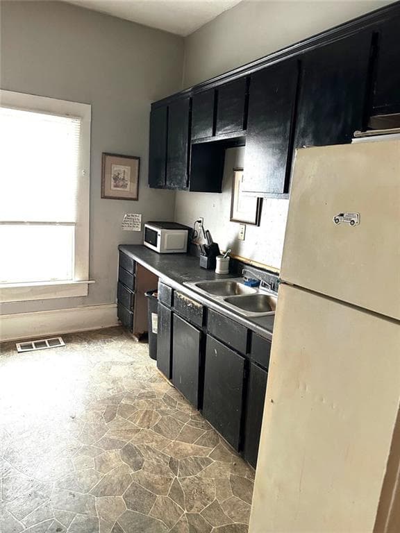 4 bedroom, 2 bathroom, 1,312 sq ft single family residence for sale at 111 Griffin Street, Atlanta, GA 30314 — photo 6
