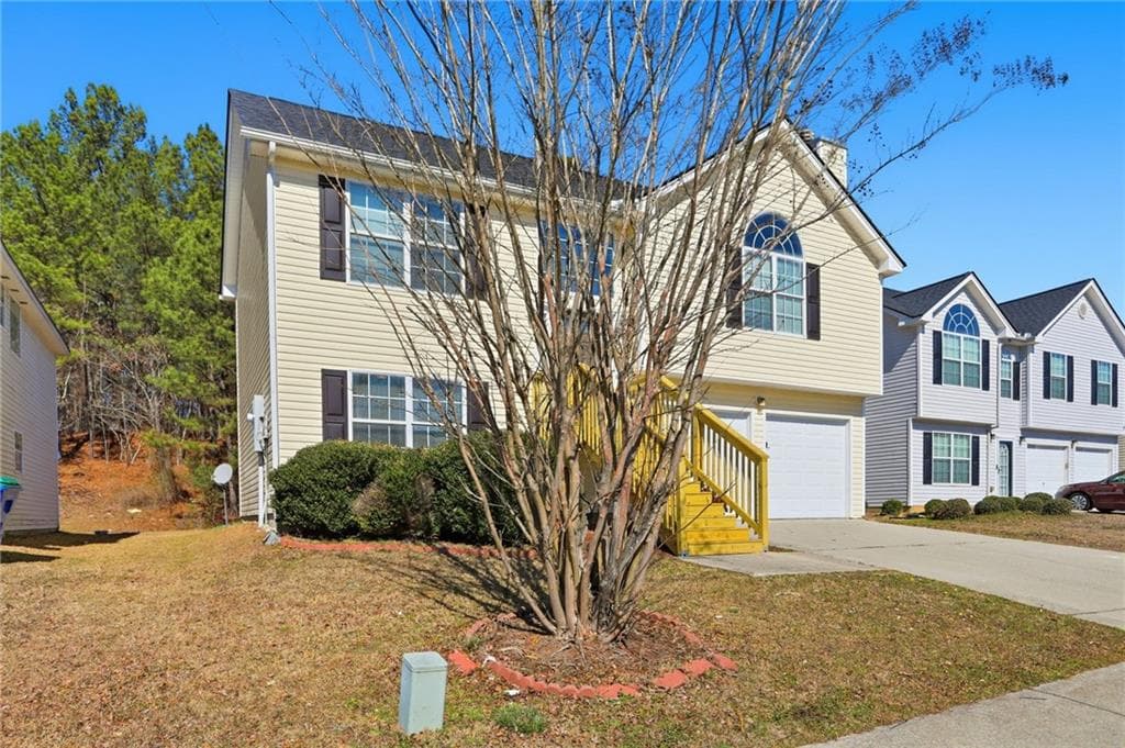 3 bedroom, 2 bathroom, 1,040 sq ft single family residence under contract at 2631 S Hills, Riverdale, GA 30296 — photo 3