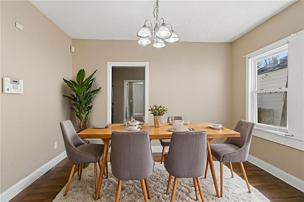 3 bedroom, 1 bathroom, 1,312 sq ft single family residence for sale at 926 Lawton Street, Atlanta, GA 30310 — photo 5