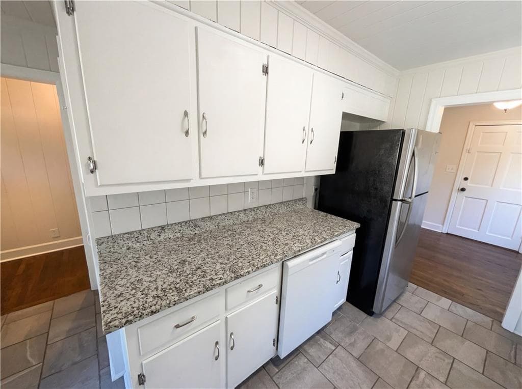 3 bedroom, 2 bathroom, 1,251 sq ft single family residence for sale at 310 Terrace Street, Griffin, GA 30224 — photo 7
