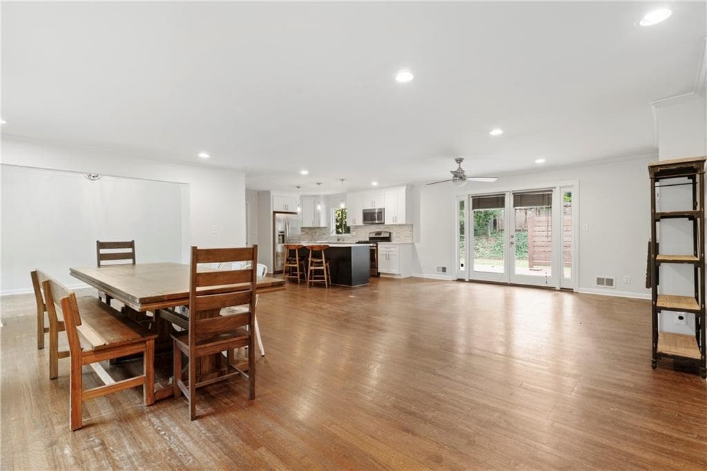 3 bedroom, 2 bathroom, 1,896 sq ft single family residence for sale at 3363 Briarcliff Road, Atlanta, GA 30345 — photo 7