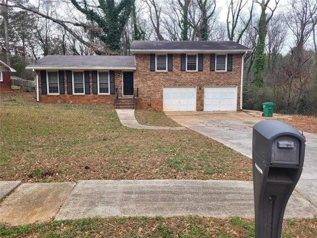 4796 Fairforest Drive, Stone Mountain, GA 30088 — most recent listing photo