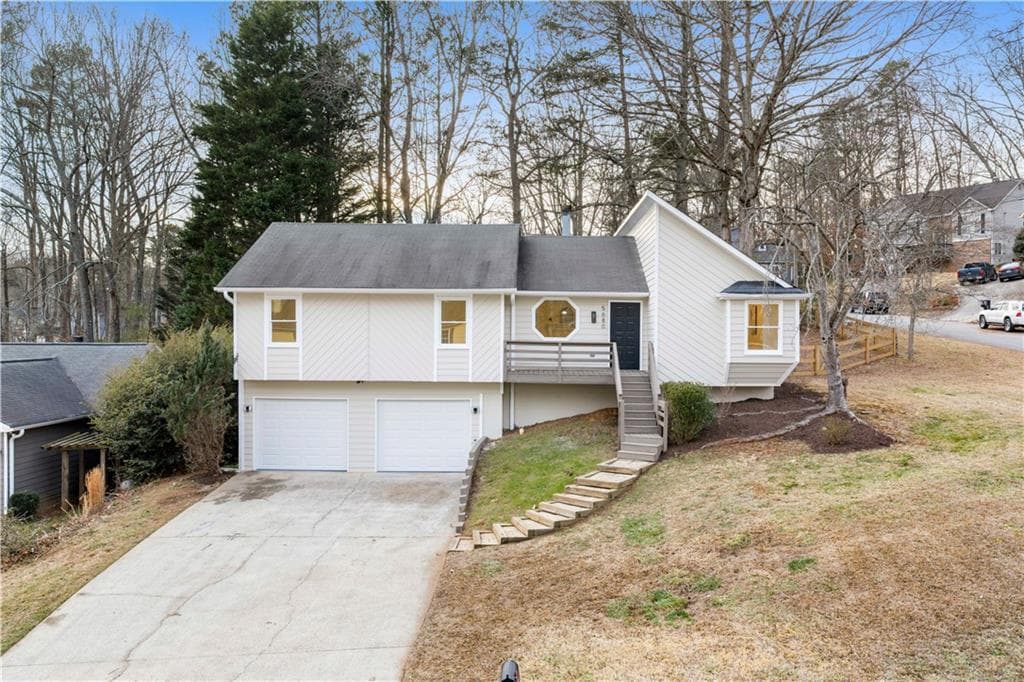 5680 Princeton Oaks Drive, Sugar Hill, GA 30518 — most recent listing photo