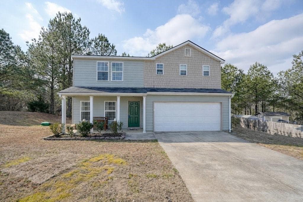 4 bedroom, 3 bathroom, 2,040 sq ft single family residence for sale at 18 Oxford Lane, Kingston, GA 30145 — photo 2