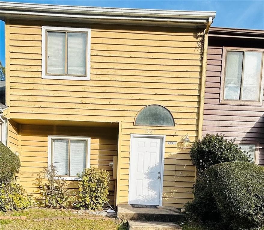 2 bedroom, 3 bathroom, 1,240 sq ft townhouse for sale at 5841 Trent Walk Drive, Lithonia, GA 30038 — photo 10