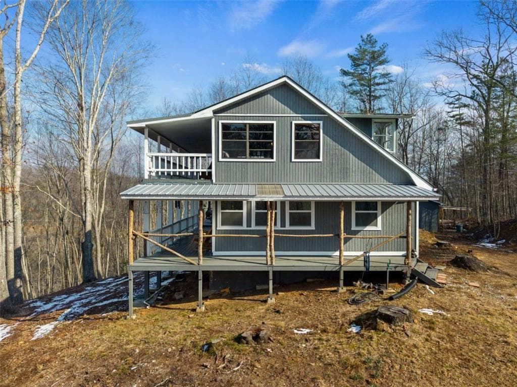 3 bedroom, 2 bathroom, 1,296 sq ft single family residence for sale at 56 Robins Ridge, Blue Ridge, GA 30513 — photo 4