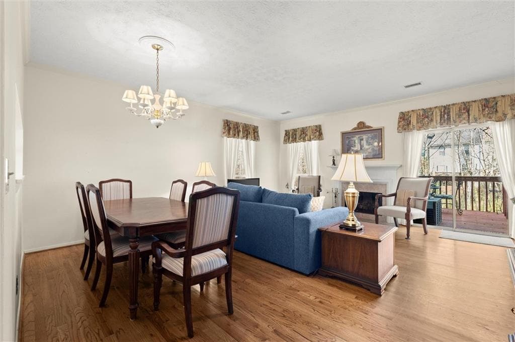 2 bedroom, 4 bathroom, 2,184 sq ft townhouse under contract at 3657 Monticello Commons, Peachtree Corners, GA 30092 — photo 7