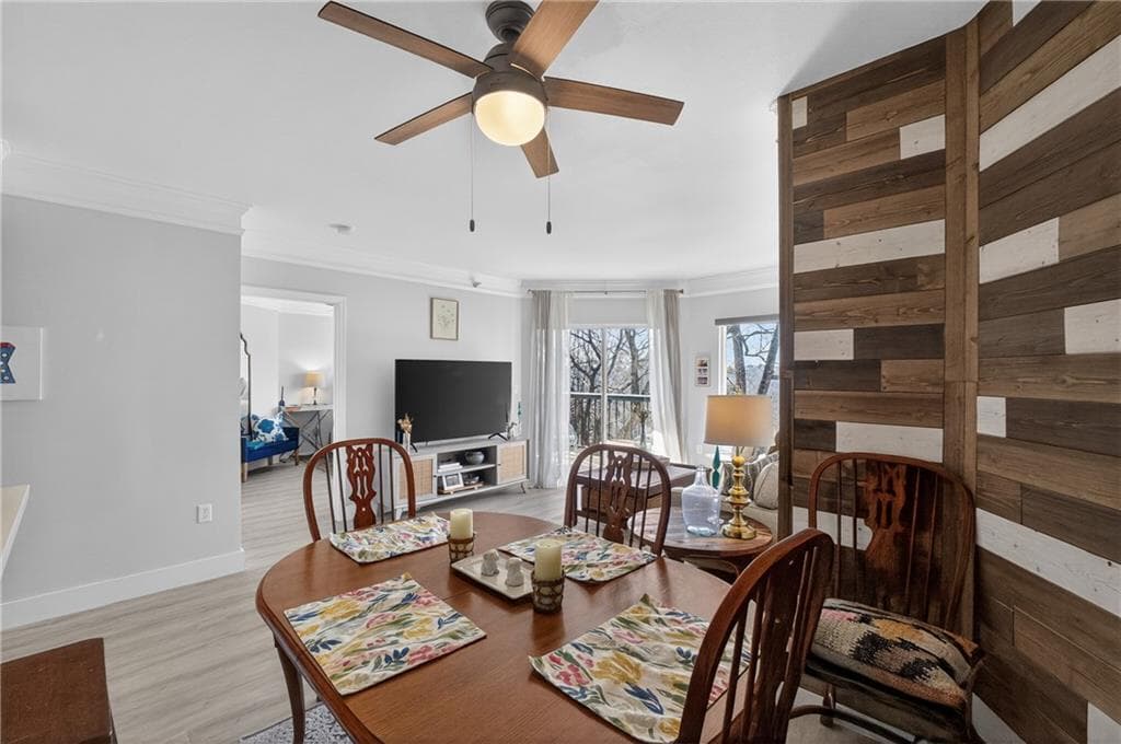 1 bedroom, 1 bathroom, 820 sq ft condominium for sale at 1 Biscayne Drive 309, Atlanta, GA 30309 — photo 9