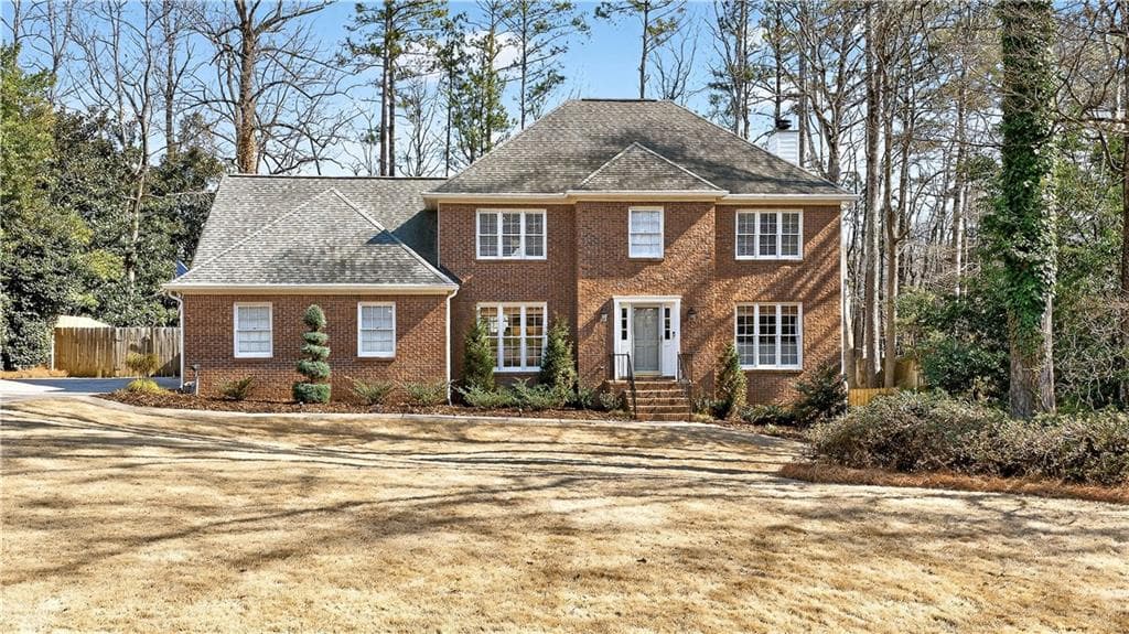 320 Barrow Downs, Alpharetta, GA 30004 — most recent listing photo