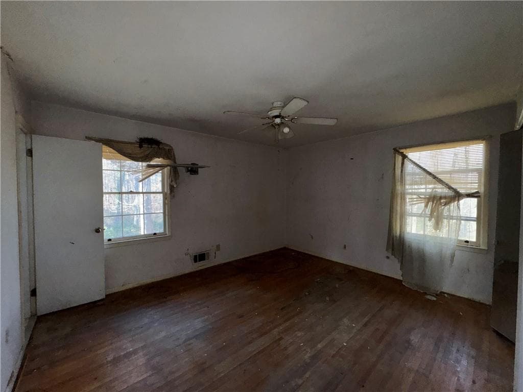3 bedroom, 3 bathroom, 1,296 sq ft single family residence for sale at 3955 Demooney Road, Atlanta, GA 30349 — photo 10