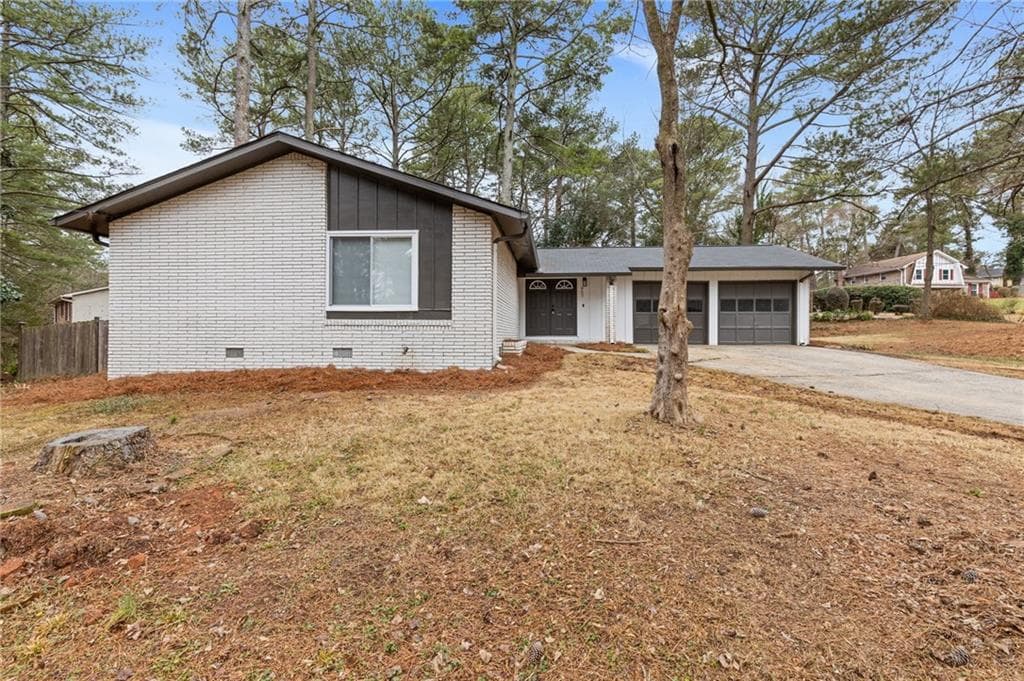 862 Hearthstone Drive, Stone Mountain, GA 30083 — most recent listing photo
