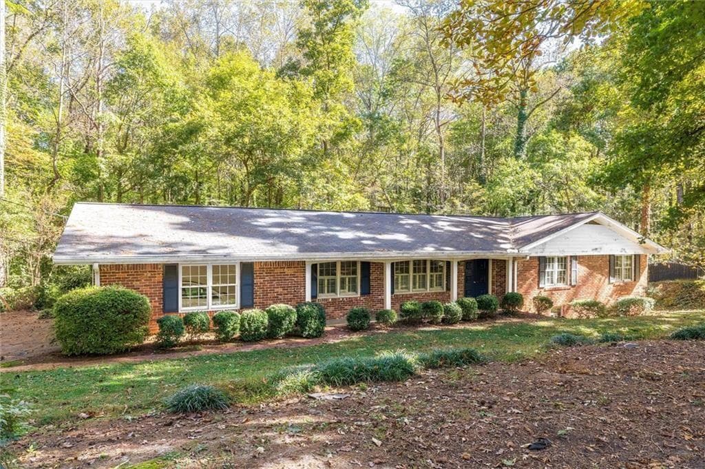 2350 Oxbow Circle, Smoke Rise, GA 30087 — most recent listing photo