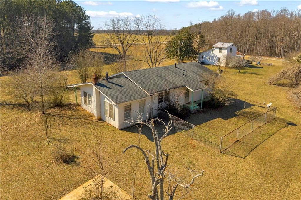 3 bedroom, 1 bathroom, 1 sq ft single family residence under contract at 91 Almetie Drive, Toccoa, GA 30577 — photo 10