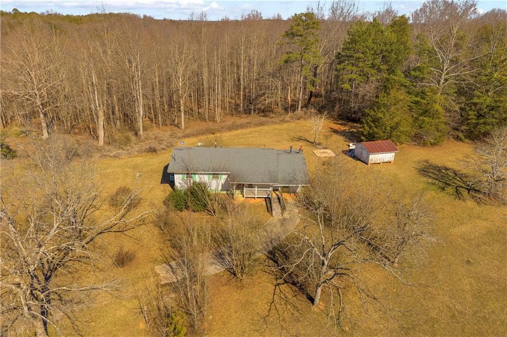 3 bedroom, 1 bathroom single family residence under contract at 91 Almetie Drive, Toccoa, GA 30577 — photo 6