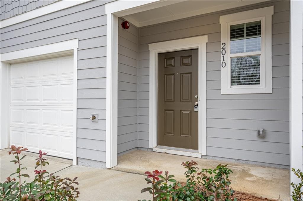 3 bedroom, 3 bathroom, 1,421 sq ft townhouse for rent at 2010 Ayla Drive, Douglasville, GA 30135 for $1,875 a month — photo 3