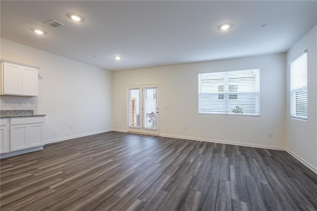3 bedroom, 3 bathroom, 1,421 sq ft townhouse for rent at 2010 Ayla Drive, Douglasville, GA 30135 for $1,875 a month — photo 6