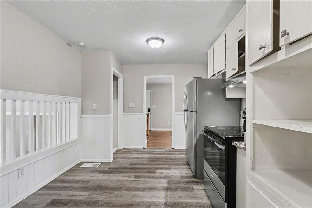 4 bedroom, 2 bathroom, 2,060 sq ft single family residence for sale at 1489 Pine Drive, Atlanta, GA 30349 — photo 9