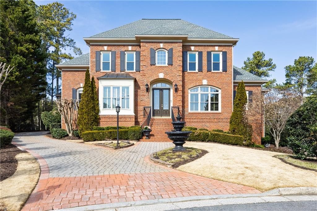 902 Saint Lyonn Courts, Marietta, GA 30068 — most recent listing photo