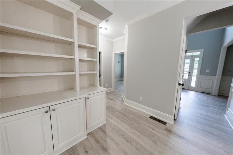 7 bedroom, 4 bathroom, 4,113 sq ft single family residence for sale at 3245 Sparling Street, Cumming, GA 30041 — photo 6