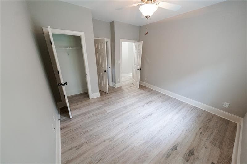 7 bedroom, 4 bathroom, 4,113 sq ft single family residence for sale at 3245 Sparling Street, Cumming, GA 30041 — photo 9
