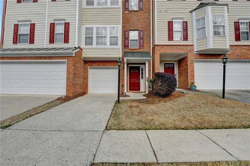 3 bedroom, 4 bathroom, 1,681 sq ft townhouse for sale at 5987 Turfway Park Court, Sugar Hill, GA 30518 — photo 3