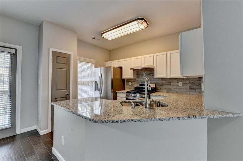 3 bedroom, 4 bathroom, 1,681 sq ft townhouse for sale at 5987 Turfway Park Court, Sugar Hill, GA 30518 — photo 10
