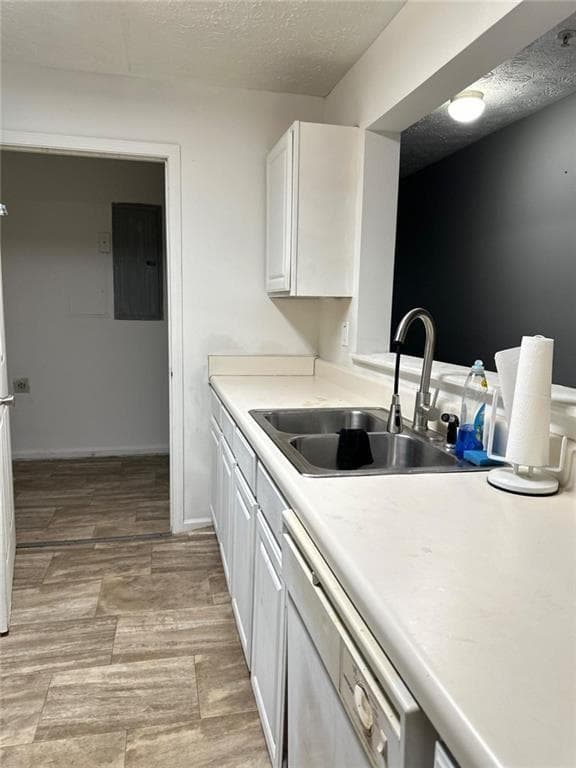 3 bedroom, 2 bathroom, 1,292 sq ft condominium for sale at 16103 Waldrop Cove, Decatur, GA 30034 — photo 3