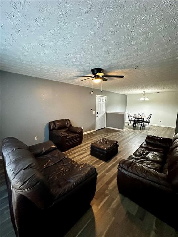 3 bedroom, 2 bathroom, 1,292 sq ft condominium for sale at 16103 Waldrop Cove, Decatur, GA 30034 — photo 9