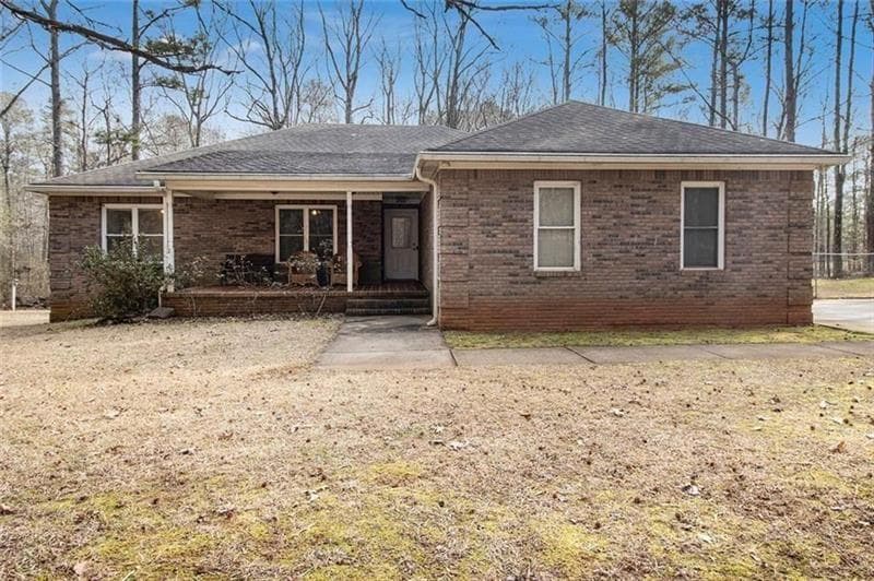 6 bedroom, 6 bathroom, 4,102 sq ft single family residence for sale at 490 Dorsey Road, Hampton, GA 30228 — photo 2