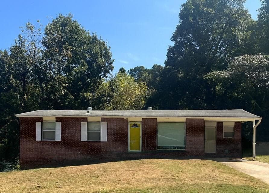 3 bedroom, 2 bathroom, 1,272 sq ft single family residence sold at 673 Lyric Way, Atlanta, GA 30318