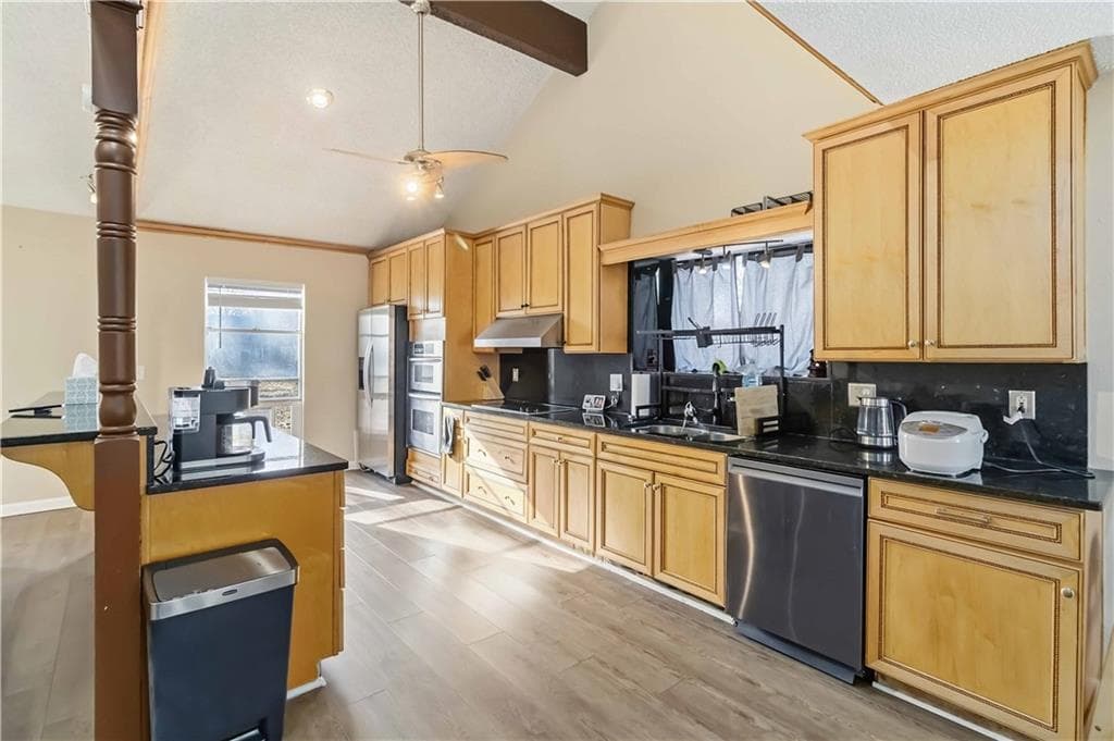 4 bedroom, 3 bathroom, 2,430 sq ft single family residence for sale at 2170 Hunters Ridge Drive, Lawrenceville, GA 30044 — photo 9