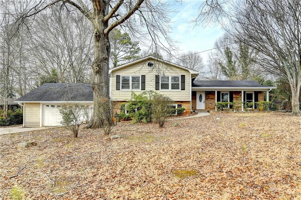 470 Rocky Creek Drive, Roswell, GA 30075 — most recent listing photo
