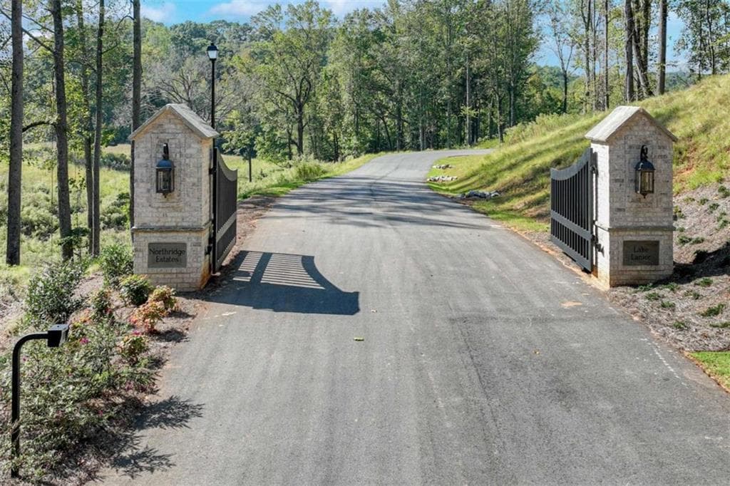 single family residence for sale at 4644 Shirley Road, Gainesville, GA 30506 — photo 6