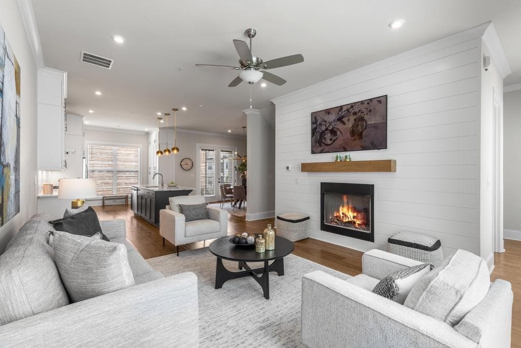 440 Burton Drive, Alpharetta, GA 30009 — most recent listing photo