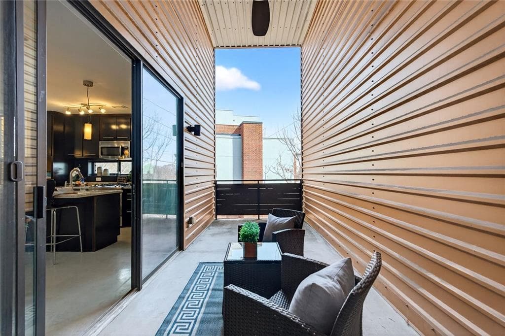 2 bedroom, 2 bathroom, 1,250 sq ft condominium for sale at 972 Dekalb Avenue 203, Atlanta, GA 30307 — photo 7