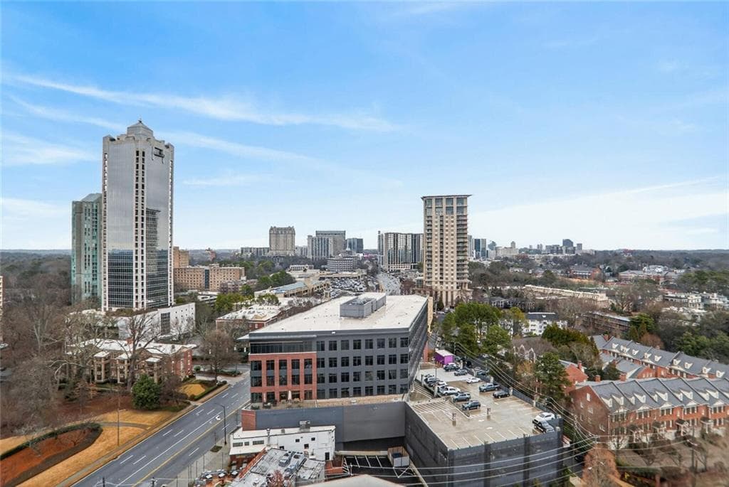 2 bedroom, 3 bathroom, 1,680 sq ft condominium for sale at 2795 Peachtree Road 1509, Atlanta, GA 30305 — photo 3