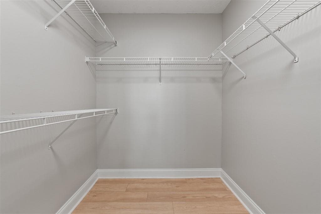 2 bedroom, 2 bathroom, 1,128 sq ft condominium for sale at 1364 Keys Crossing, Atlanta, GA 30319 — photo 6