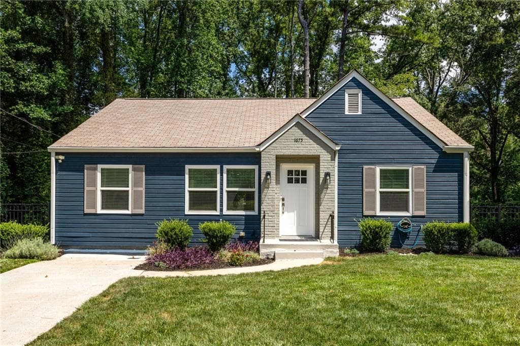 1675 Alvarado Terrace, Atlanta, GA 30310 — most recent listing photo