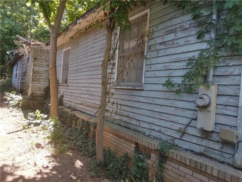 2 bedroom, 1 bathroom, 1,424 sq ft single family residence for sale at 1122 West Avenue, Atlanta, GA 30315 — photo 2
