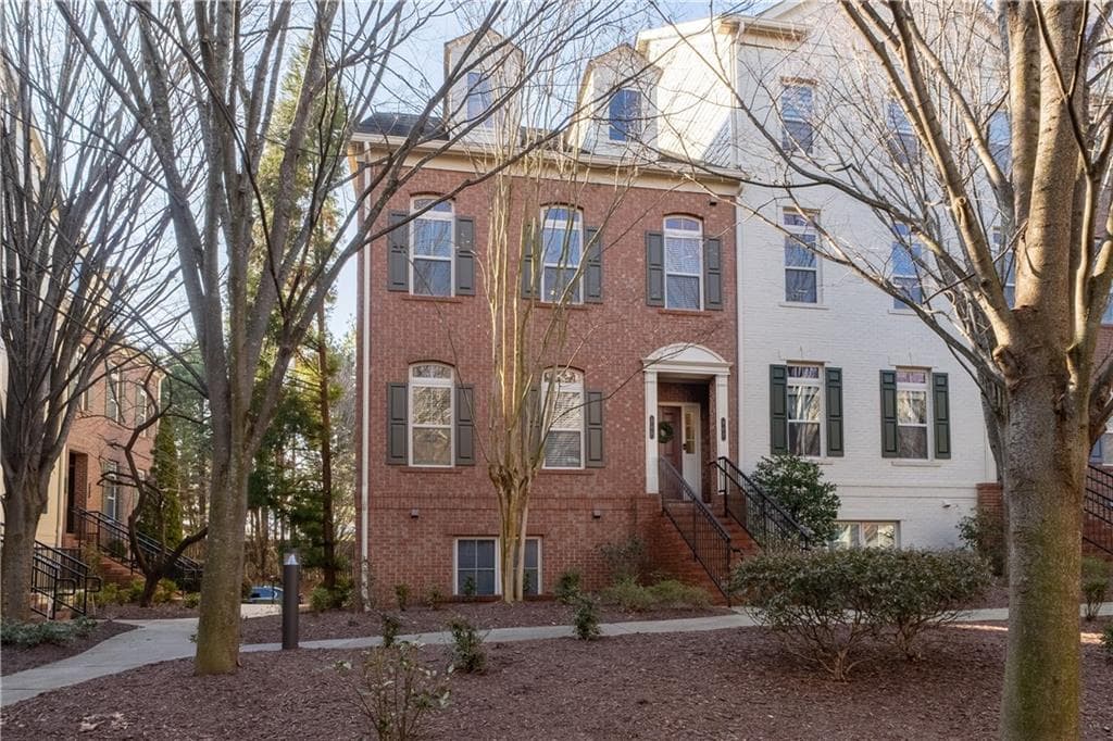 865 Perennial Drive 105, Atlanta, GA 30328 — most recent listing photo