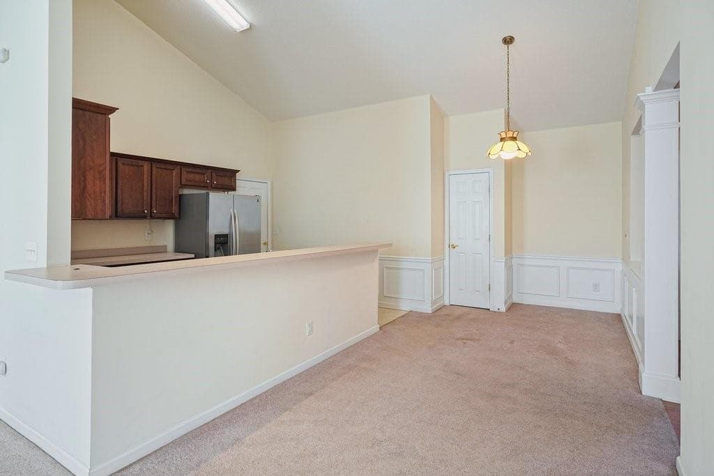3 bedroom, 3 bathroom, 3,520 sq ft townhouse for sale at 250 Camry Circle, Dallas, GA 30157 — photo 6