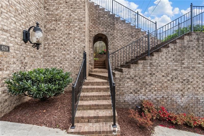 3 bedroom, 4 bathroom, 2,871 sq ft townhouse for sale at 629 Boulevard, Atlanta, GA 30308 — photo 8