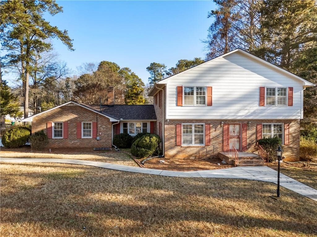 225 Ponderosa Drive