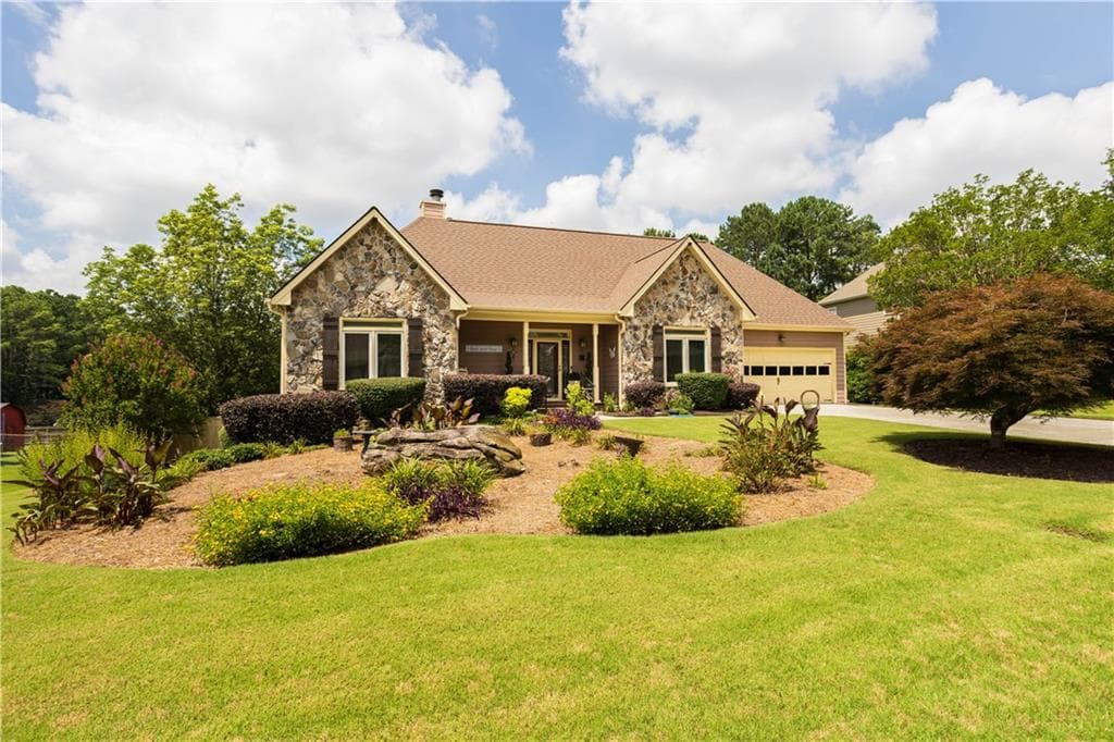3785 Glen Ian Drive, Loganville, GA 30052 — most recent listing photo