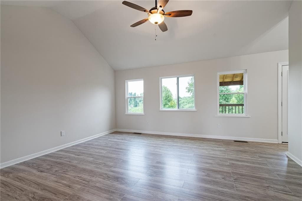 5 bedroom, 3 bathroom, 3,098 sq ft single family residence for sale at 57 Natures Cove Road, Newnan, GA 30263 — photo 6
