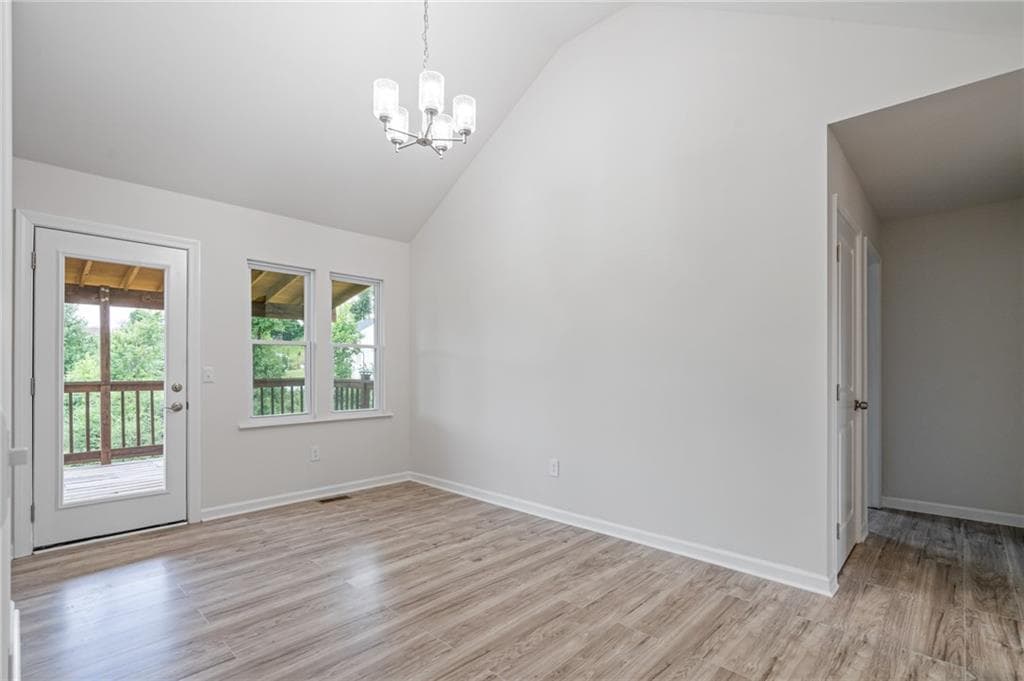 5 bedroom, 3 bathroom, 3,098 sq ft single family residence for sale at 57 Natures Cove Road, Newnan, GA 30263 — photo 8
