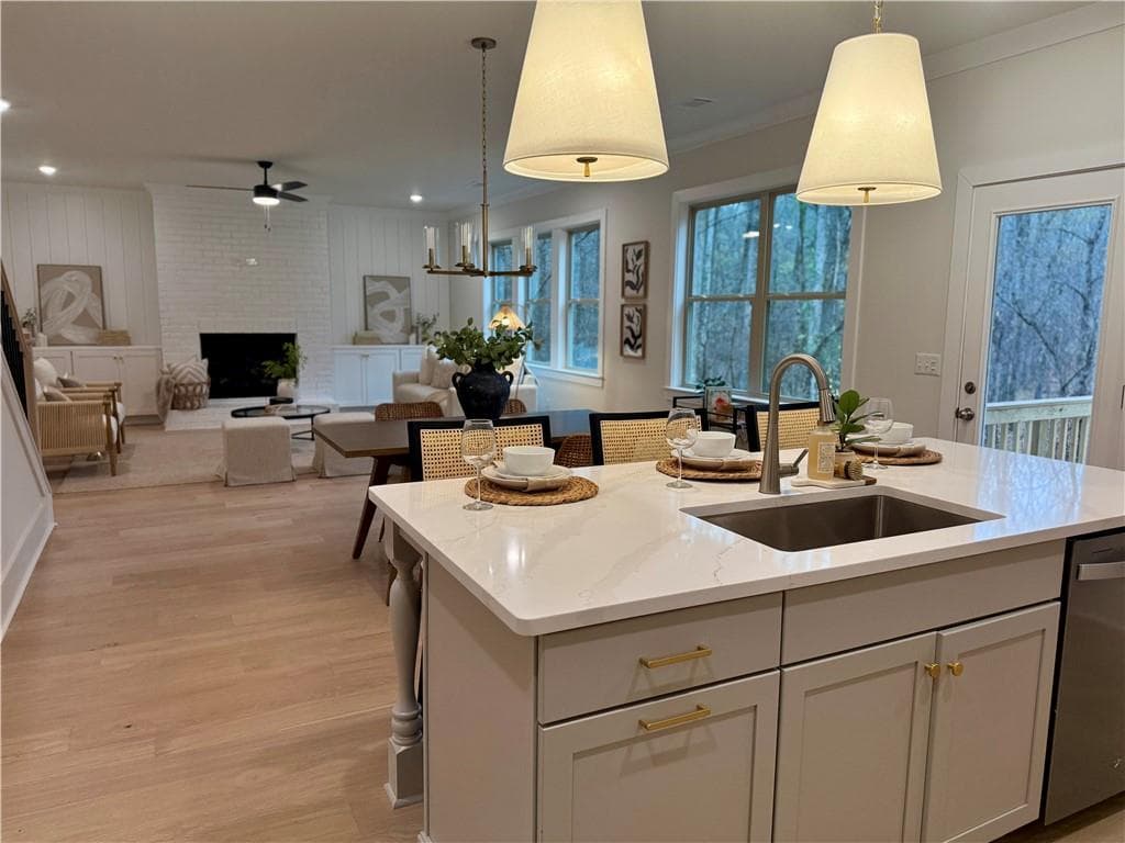 4138 Little Hannah Drive, Suwanee, GA 30024 — most recent listing photo