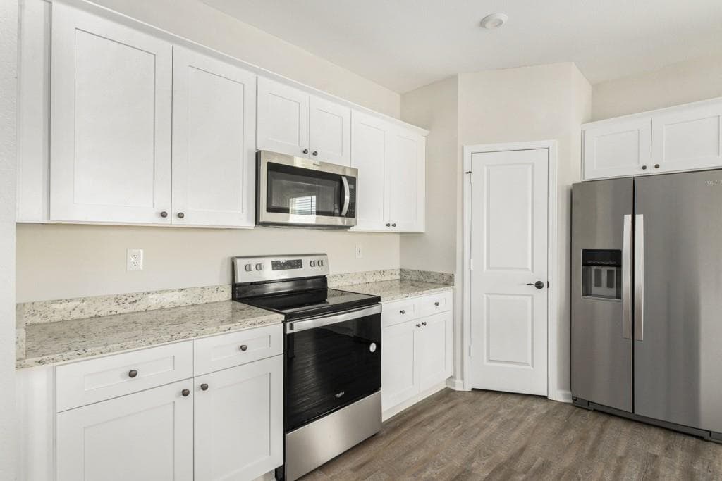 4 bedroom, 3 bathroom, 2,138 sq ft single family residence for rent at 489 Samara Court, South Fulton, GA 30213 for $2,500 a month — photo 6