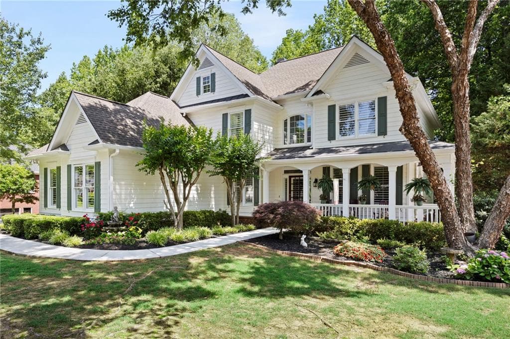 6 bedroom, 5 bathroom, 4,475 sq ft single family residence sold at 5258 Tallgrass Way, Kennesaw, GA 30152