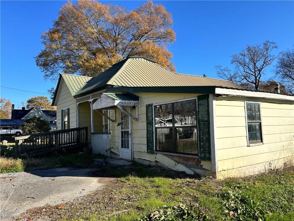 405 Magnolia Street, La Fayette, GA 30728 — most recent listing photo
